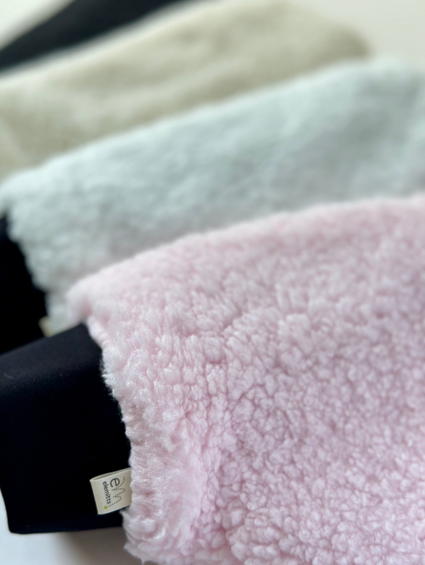 The sherpa fleece paddle tennis mitt