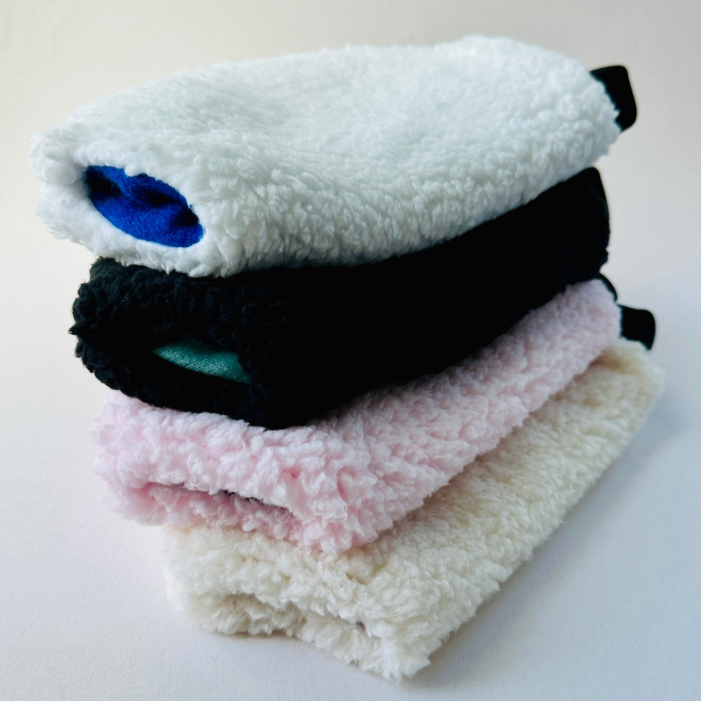 The sherpa fleece paddle tennis mitt