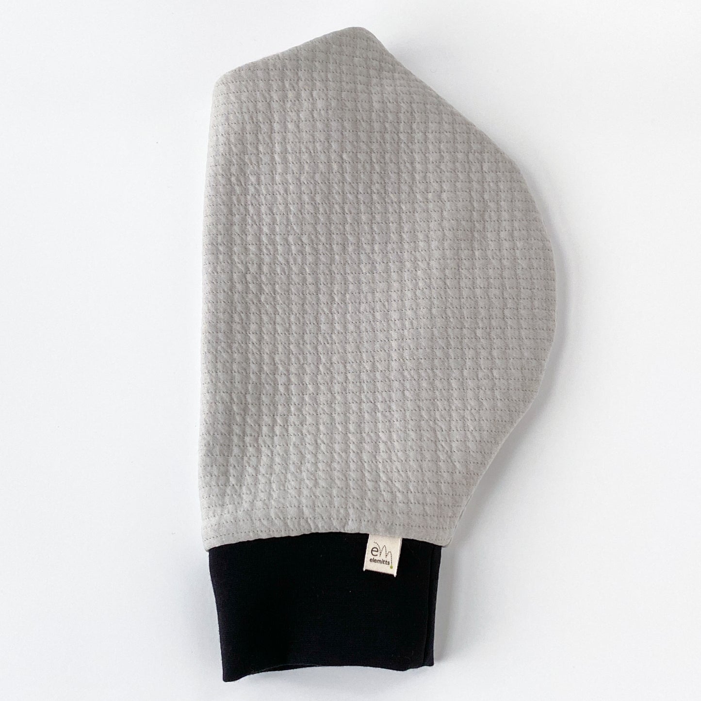The quilted puff paddle tennis mitt