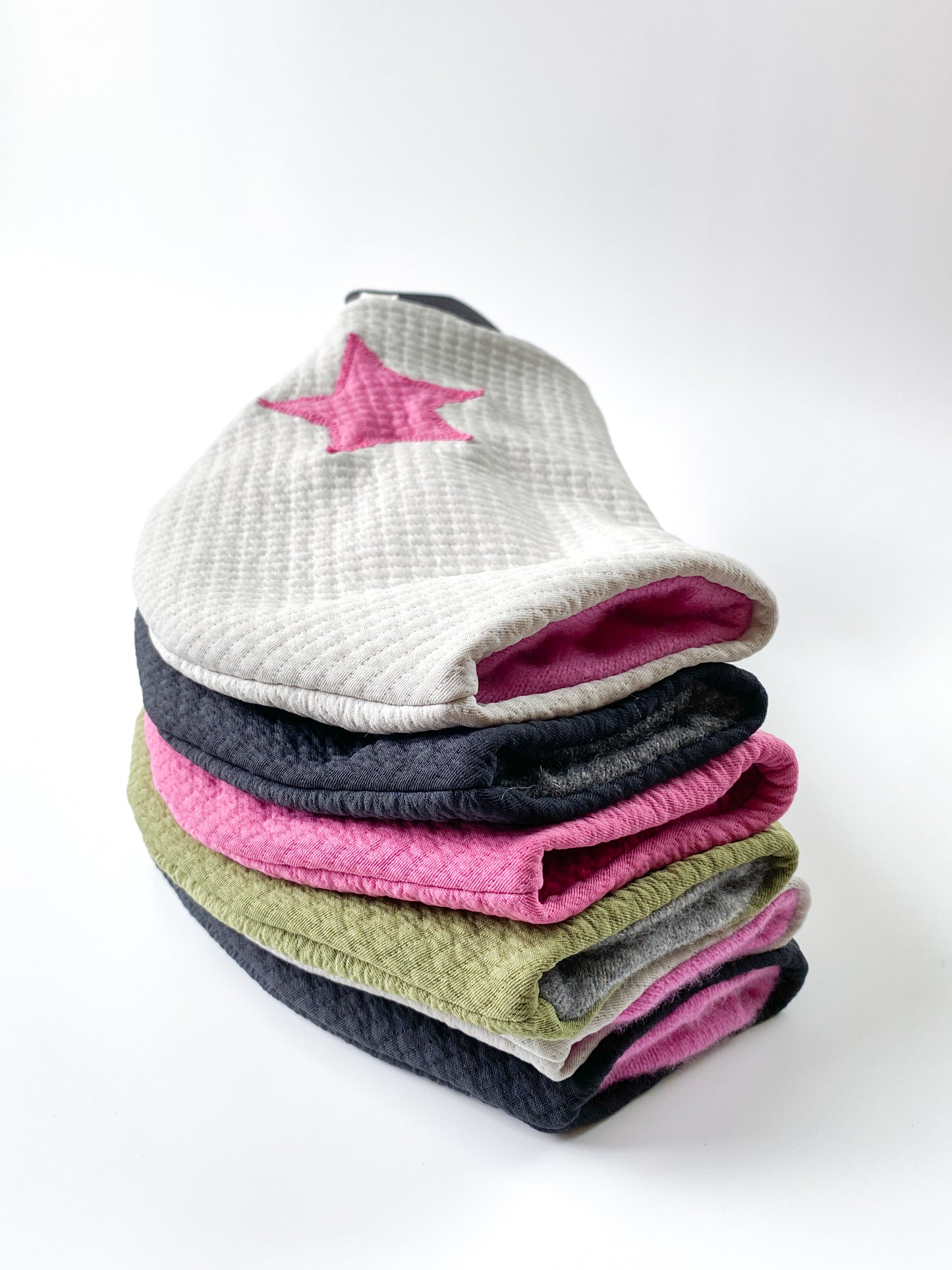 the quilted puff platform tennis mitt. paddle tennis mitt. paddle tennis glove. platform tennis glove.